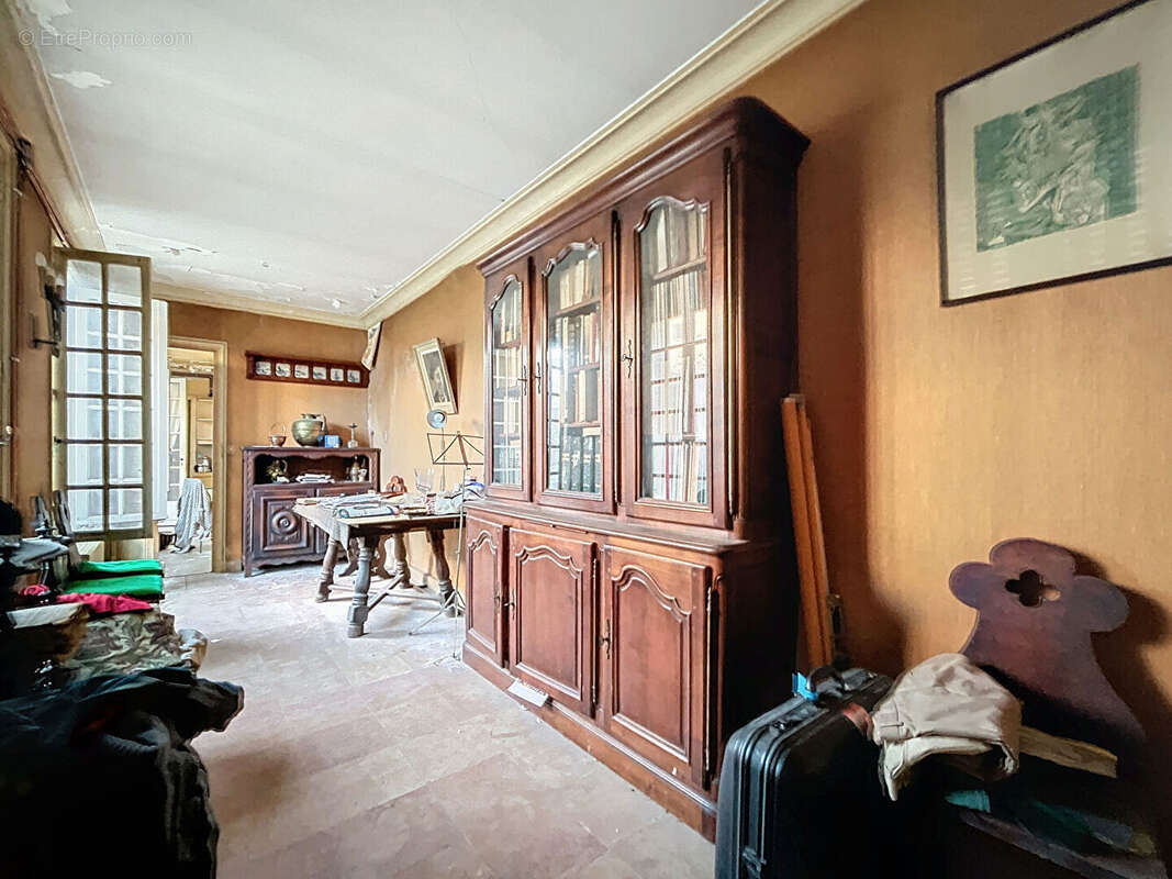 Maison à SAINT-MAUR-DES-FOSSES