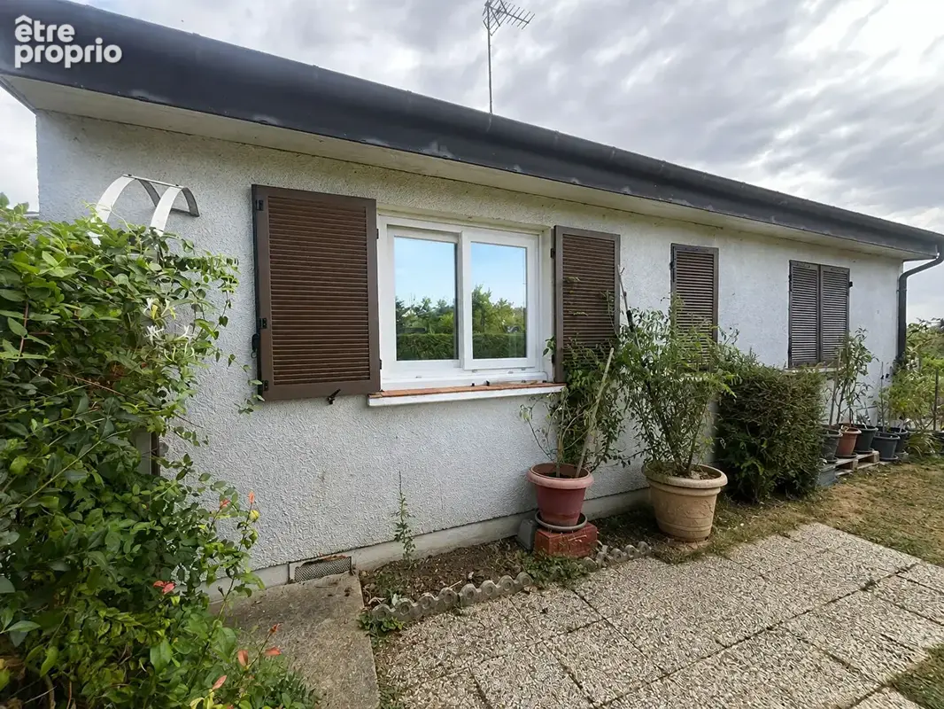 Maison à MERU