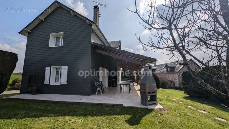 Maison à SAINT-MESMIN