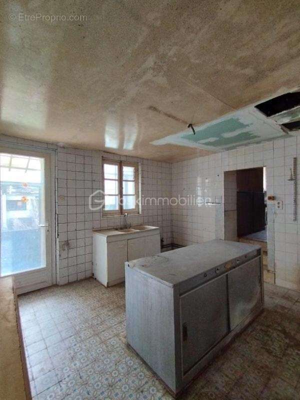 Maison à OUZOUER-SUR-TREZEE