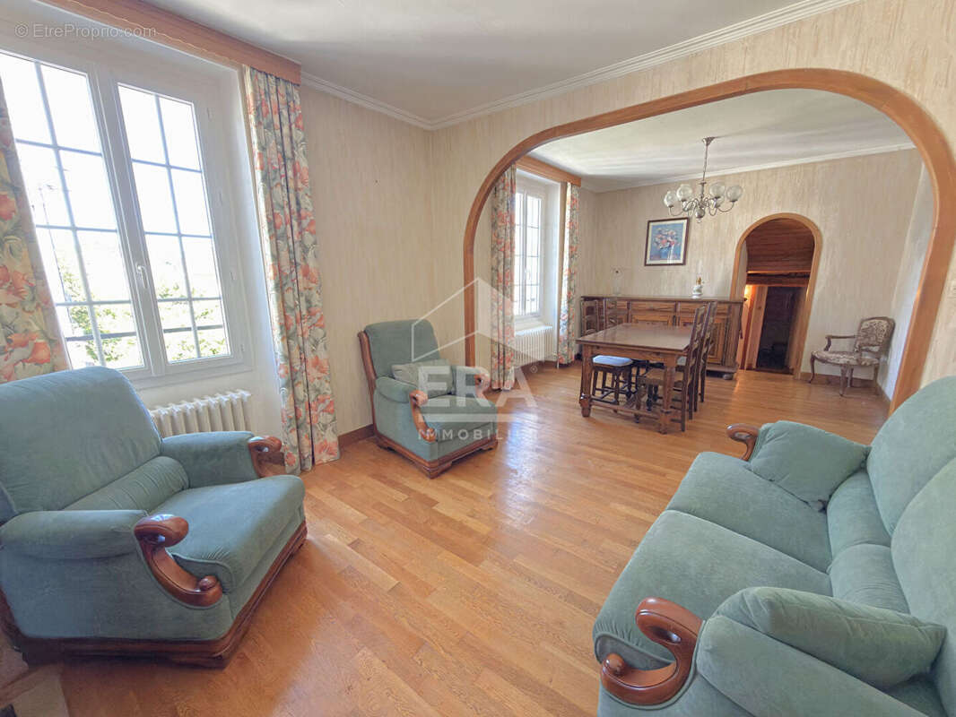Maison à MORMANT