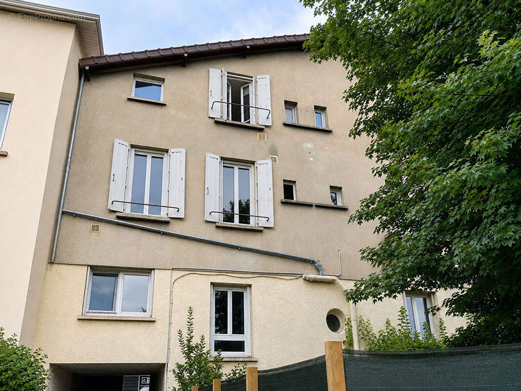 3 pièces de 49.95m²  sur Alfortville sud avec cave et box voiture - photo 7