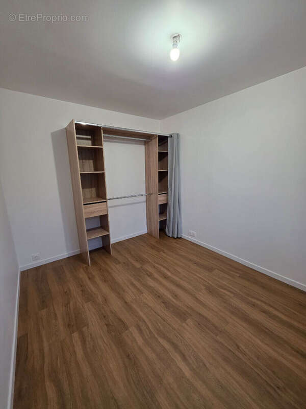 Maison à CREVECOEUR-LE-GRAND