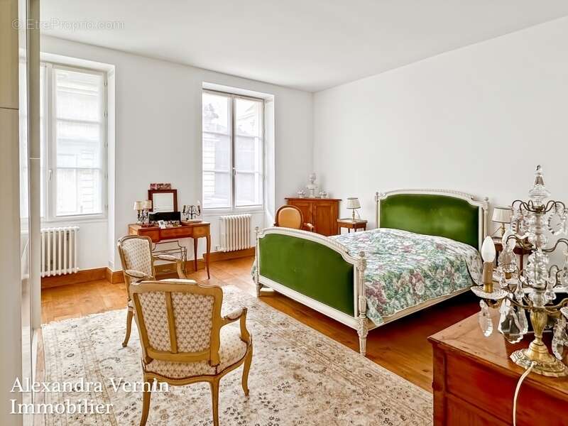 Appartement à SAINT-GERMAIN-EN-LAYE