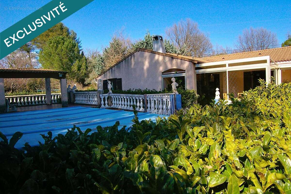 Photo 2 - Maison à SAINT-MAXIMIN-LA-SAINTE-BAUME