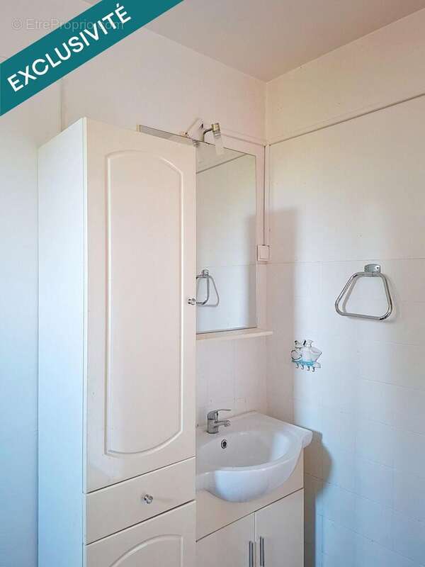 Photo 9 - Maison à LA BASTIDE-DES-JOURDANS