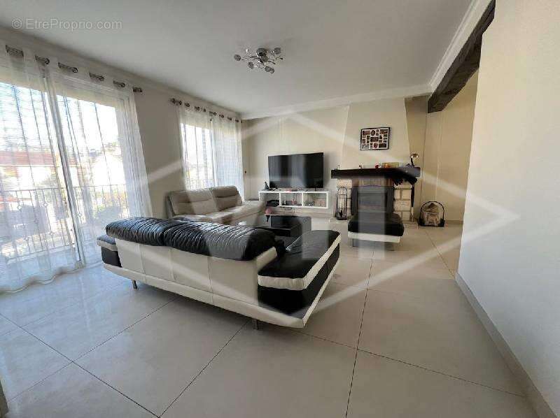 Maison à QUINCY-SOUS-SENART