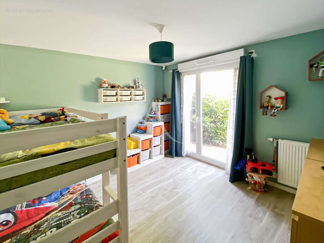 Appartement à JOUY-LE-MOUTIER