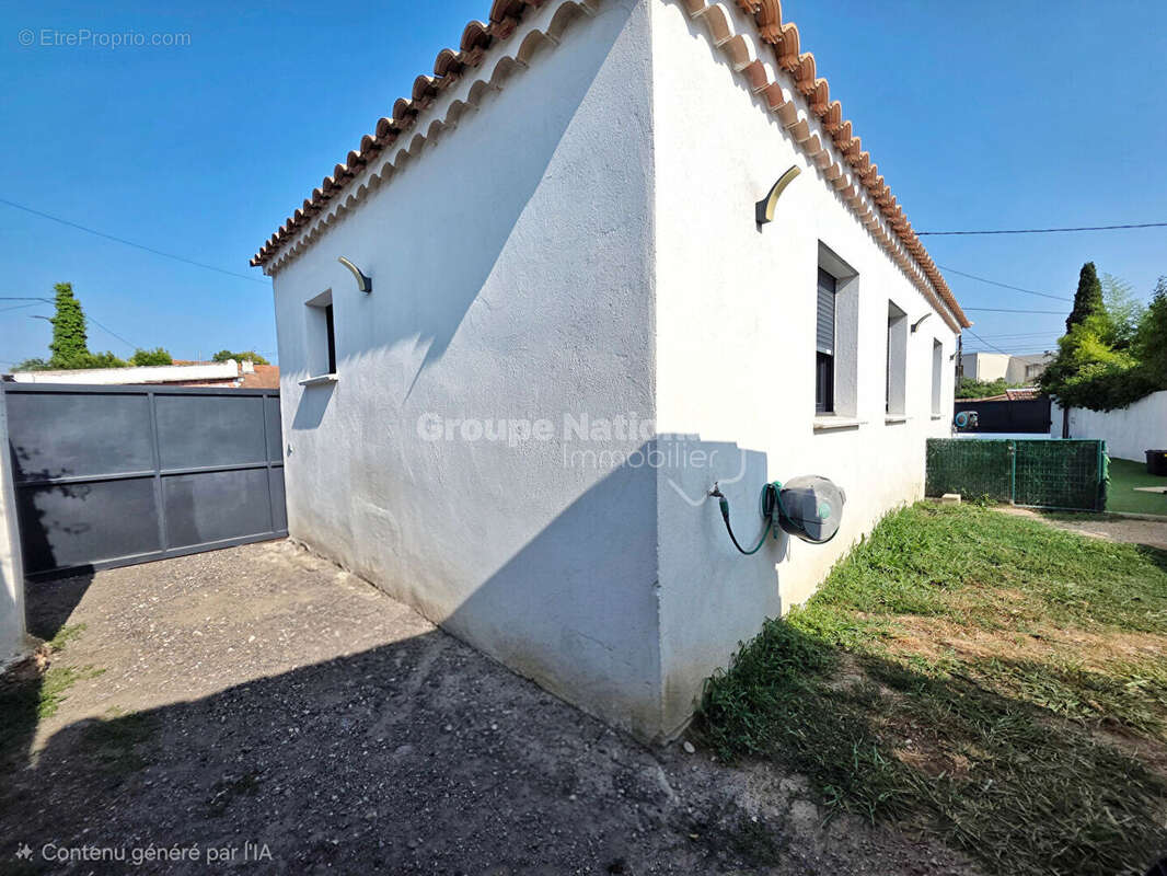 Superbe maison plain-pied de 2018 T4  96 m²  Piscine  Proche centre-ville - photo 16