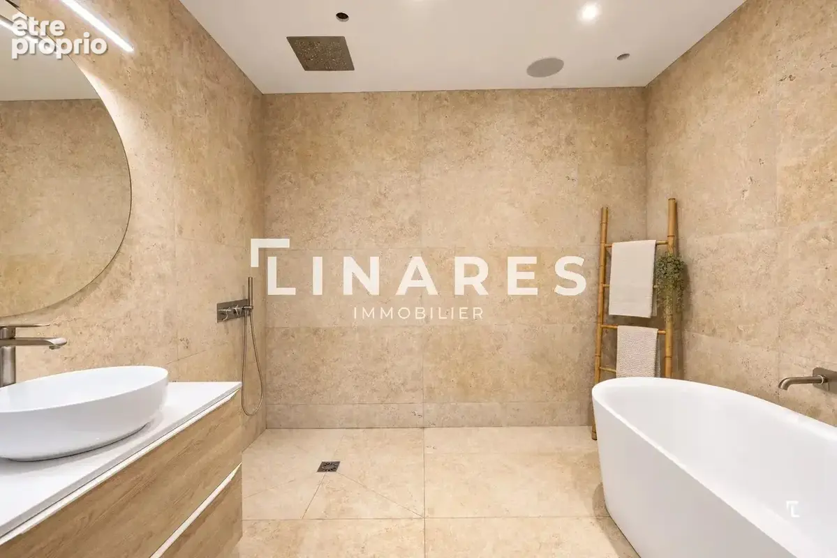 PERSPECTIVE CALIFORNIA  - Villa T5 de 394 m2 - Garage de 59 m2 - Terrain - Jardin - Piscine - Garage - 13400 Aubagne - photo 15