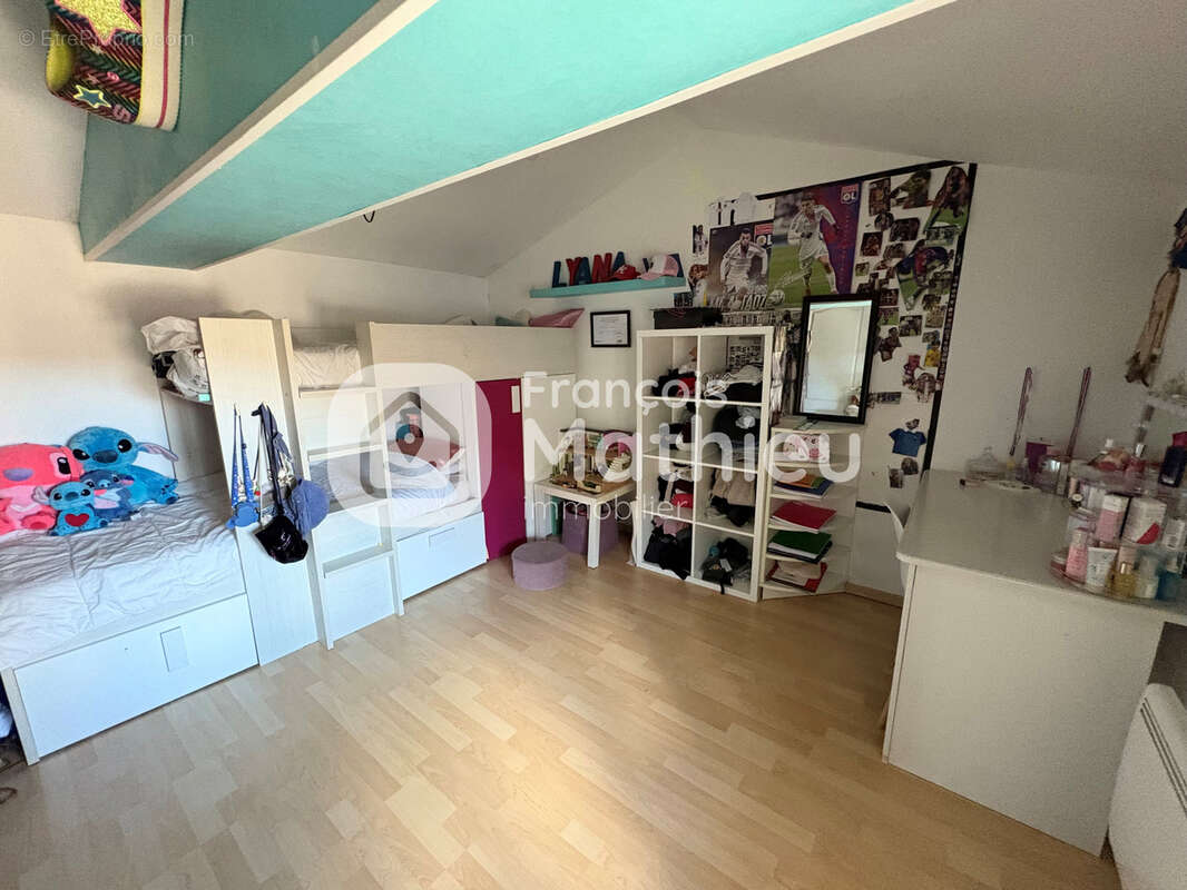 Appartement à VILLARS-LES-DOMBES