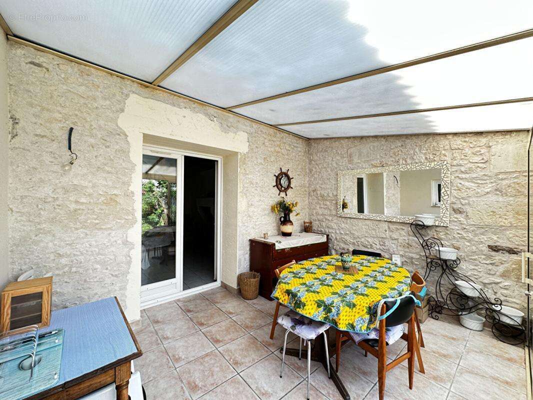 Maison à MESCHERS-SUR-GIRONDE