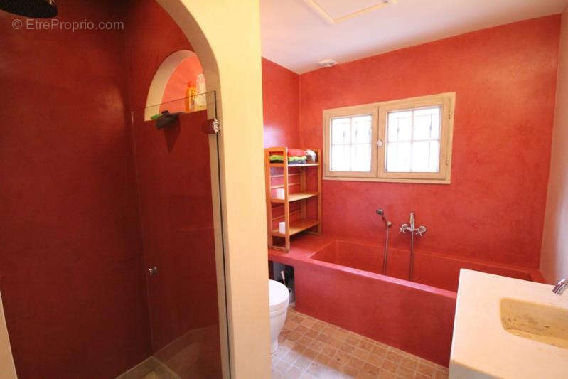 Maison à LES PUJOLS