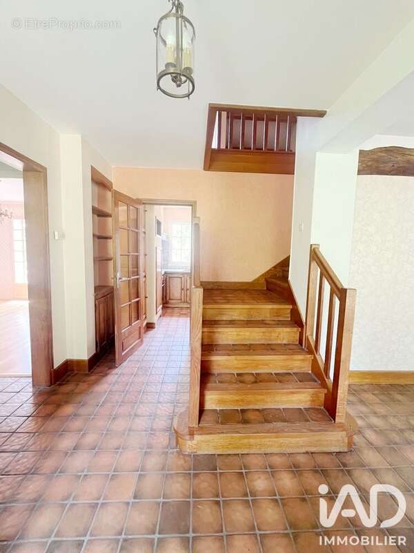 Maison 140 m² à Beauvais  - photo 2