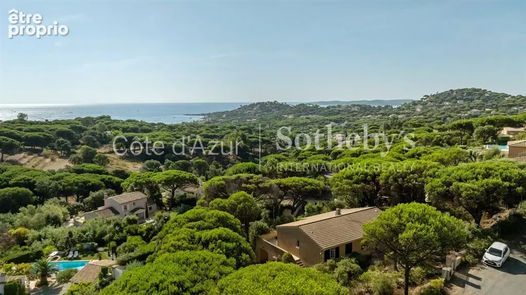 Sainte Maxime La Nartelle, propriété proche de la plage avec potentiel de construction - photo 3