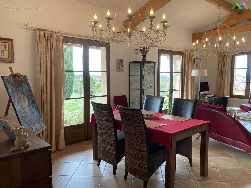 Maison 240 m² à Marciac  - photo 6