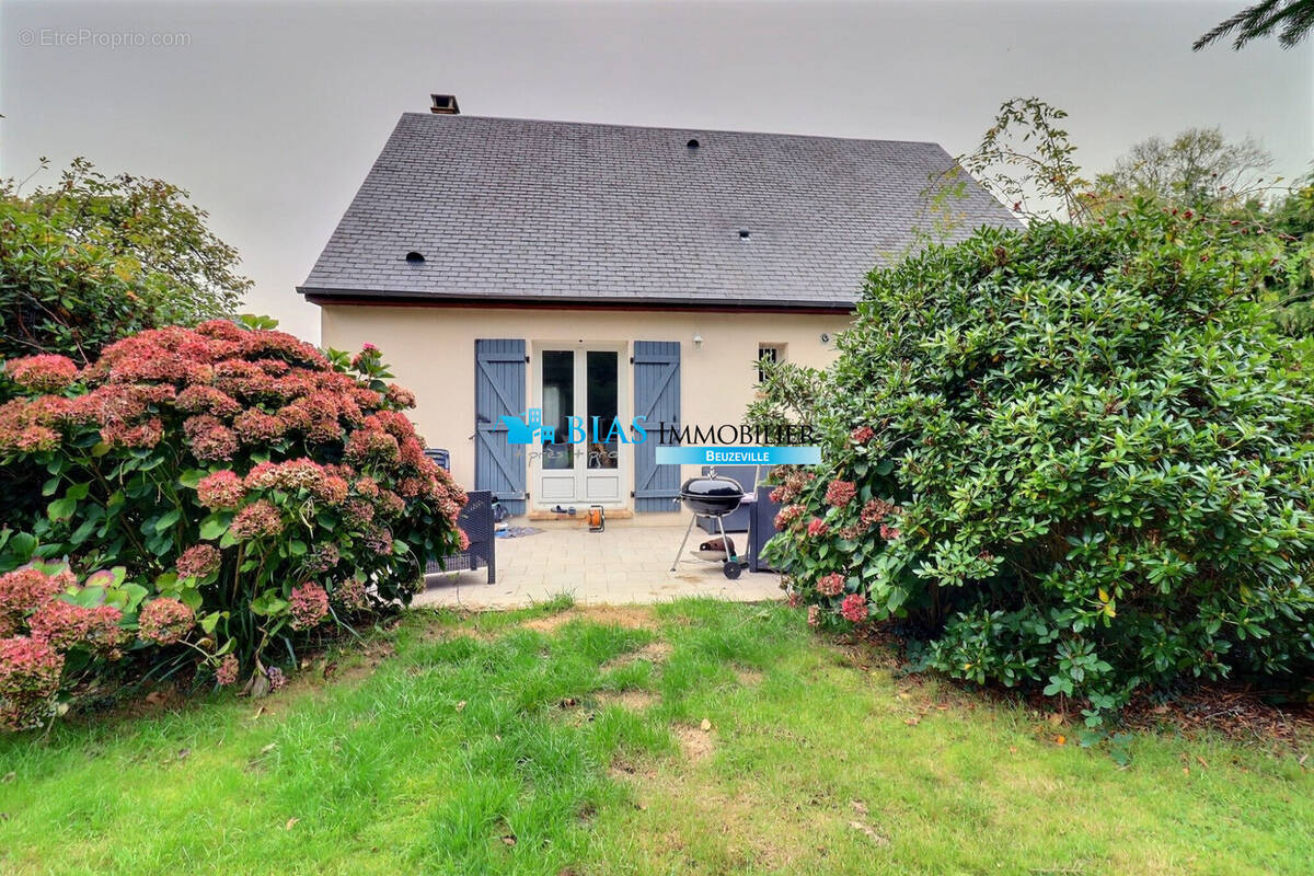 Maison à BEUZEVILLE