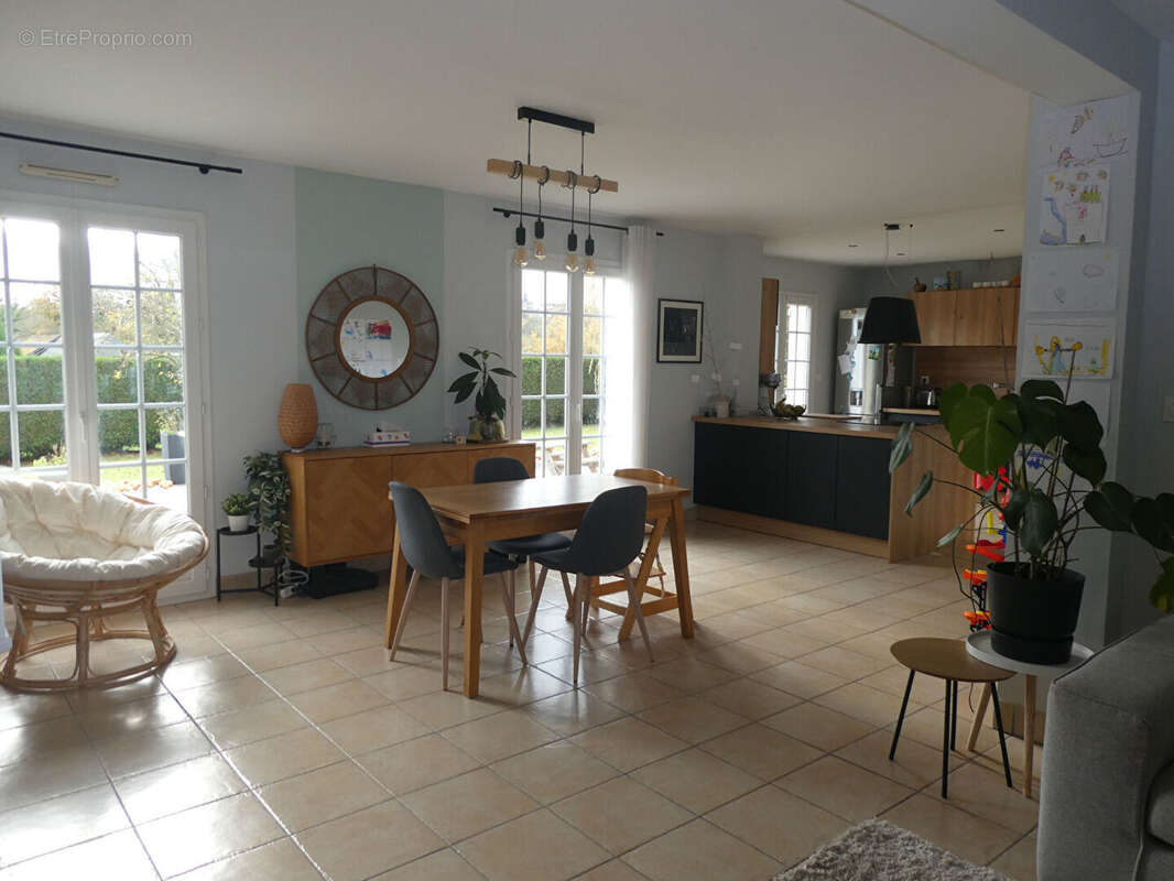Maison à BEAUMONT-EN-AUGE