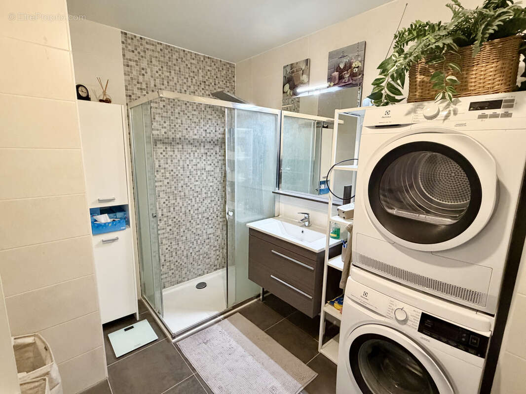 Appartement à THIAIS