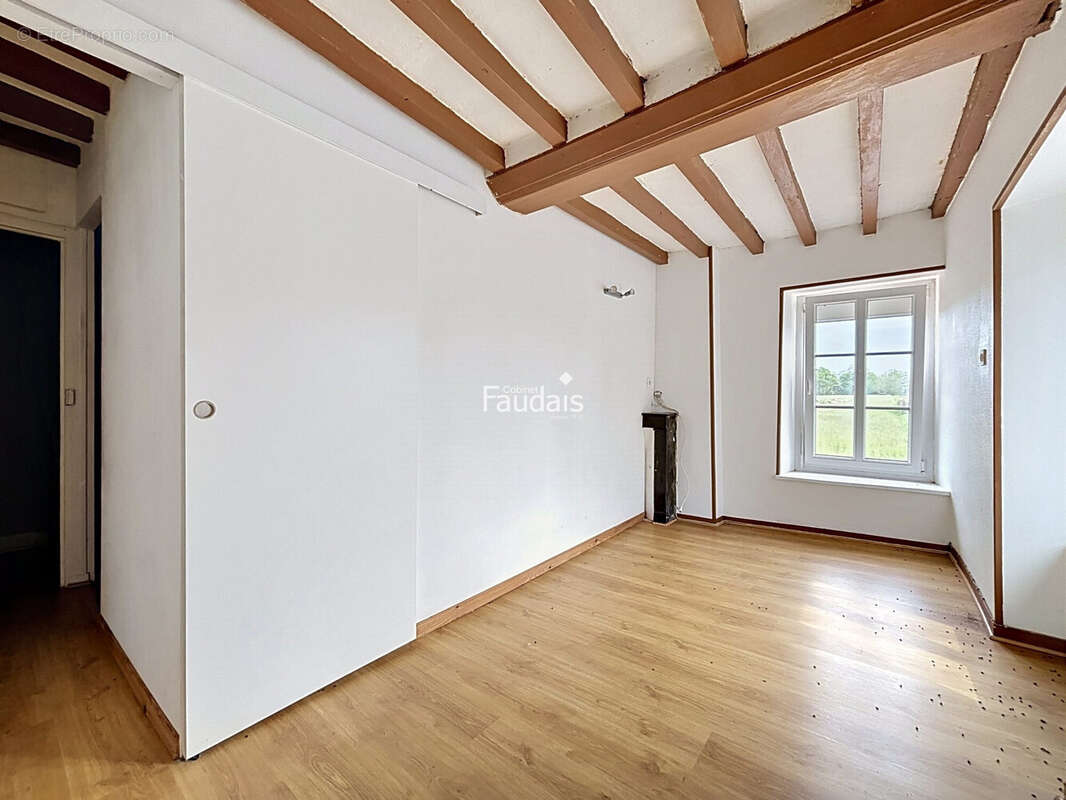 Maison 112 m² à Airel  - photo 8
