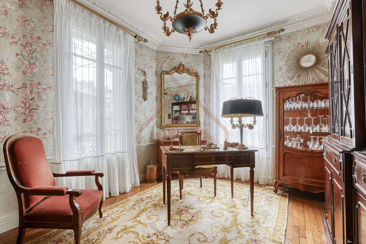 Maison à VILLEJUIF