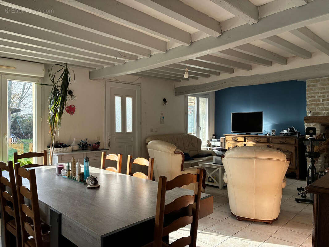 Maison à RONCENAY