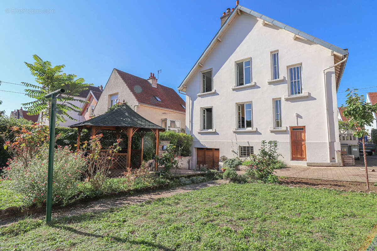 Maison à DIJON