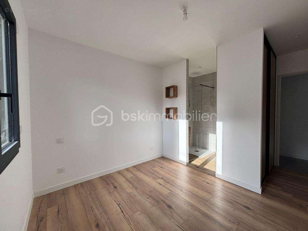 Maison à MONTASTRUC-LA-CONSEILLERE