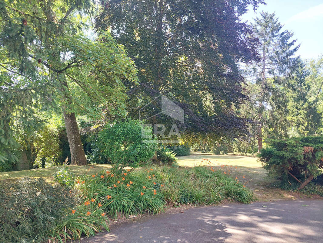 Appartement à COMBS-LA-VILLE