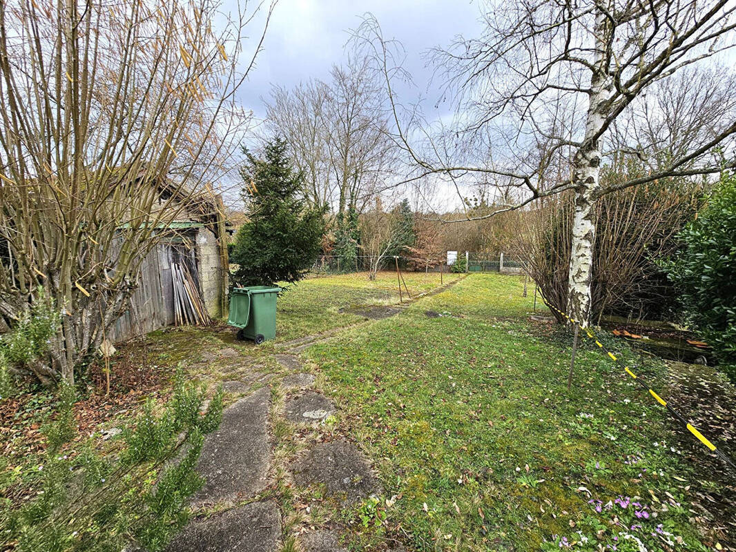 Terrain à SAVIGNY-SUR-ORGE