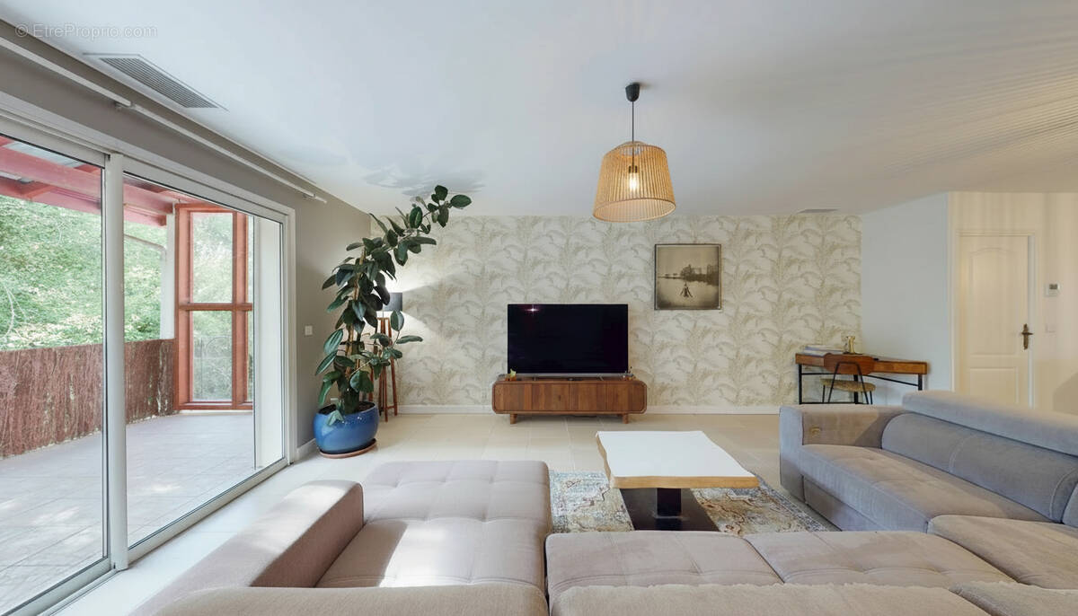 Appartement à SAINT-PEE-SUR-NIVELLE