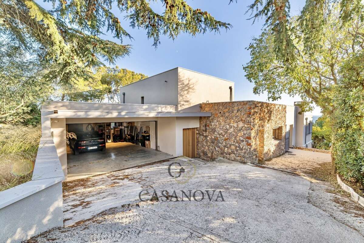 Villa contemporaine vue mer avec piscine et appartement indépendant à Sète Mont Saint-Clair - photo 25