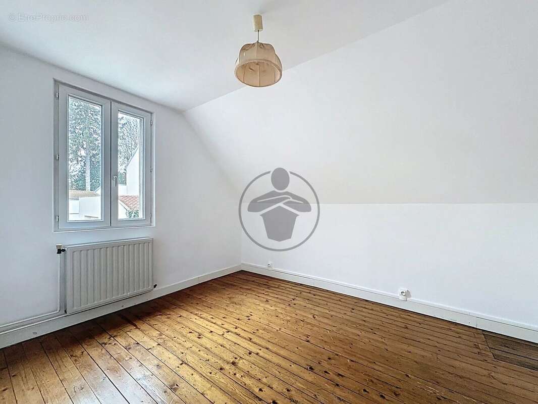 Maison à SAINT-QUENTIN