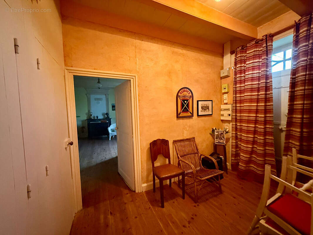 Maison à MAISONNEUVE