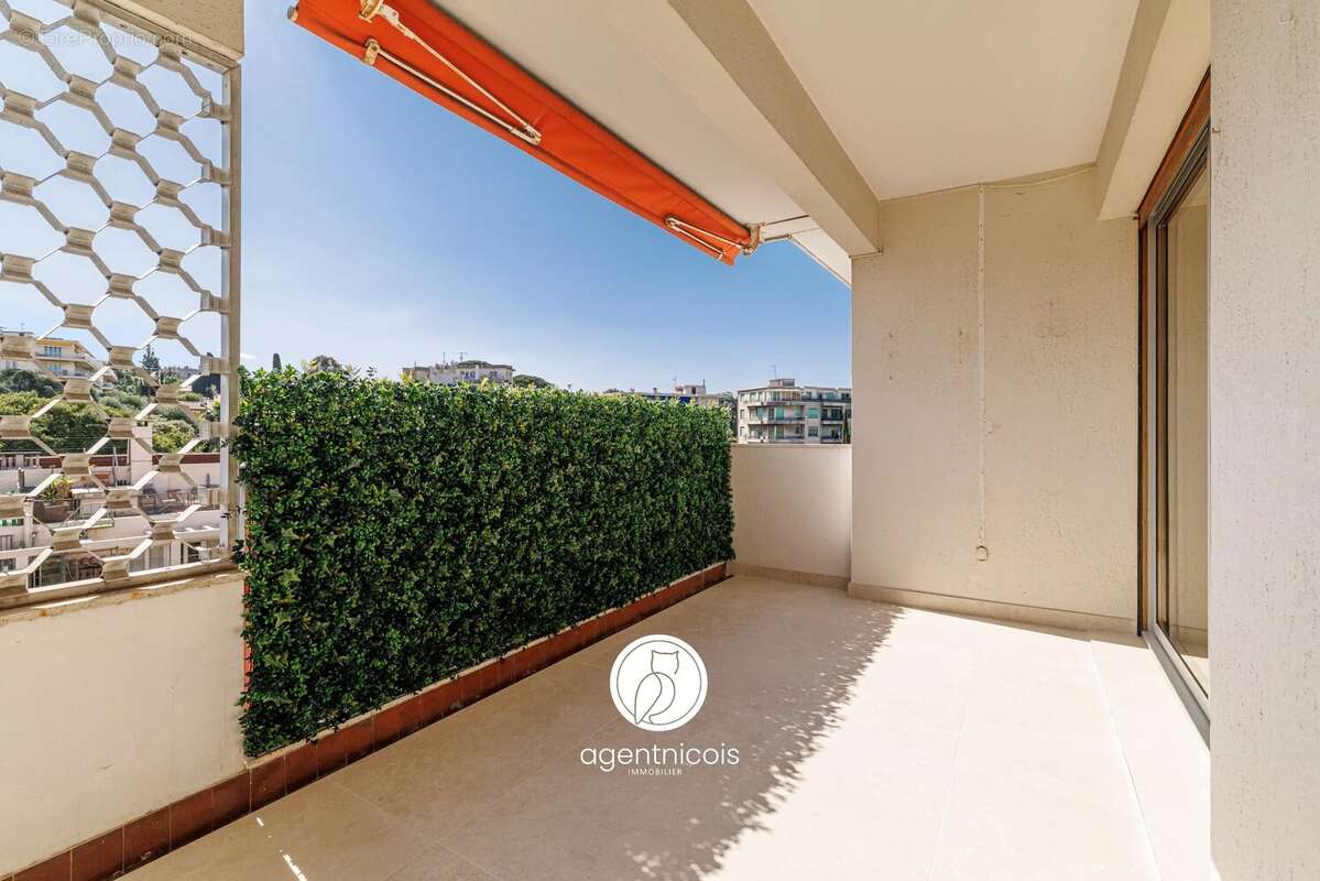 Nice cimiez // avenue georges v : appartement traversant / rénové / meublé / terrasses - photo 9