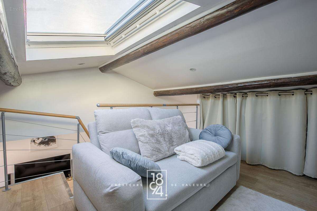 Appartement à MARSEILLE-16E