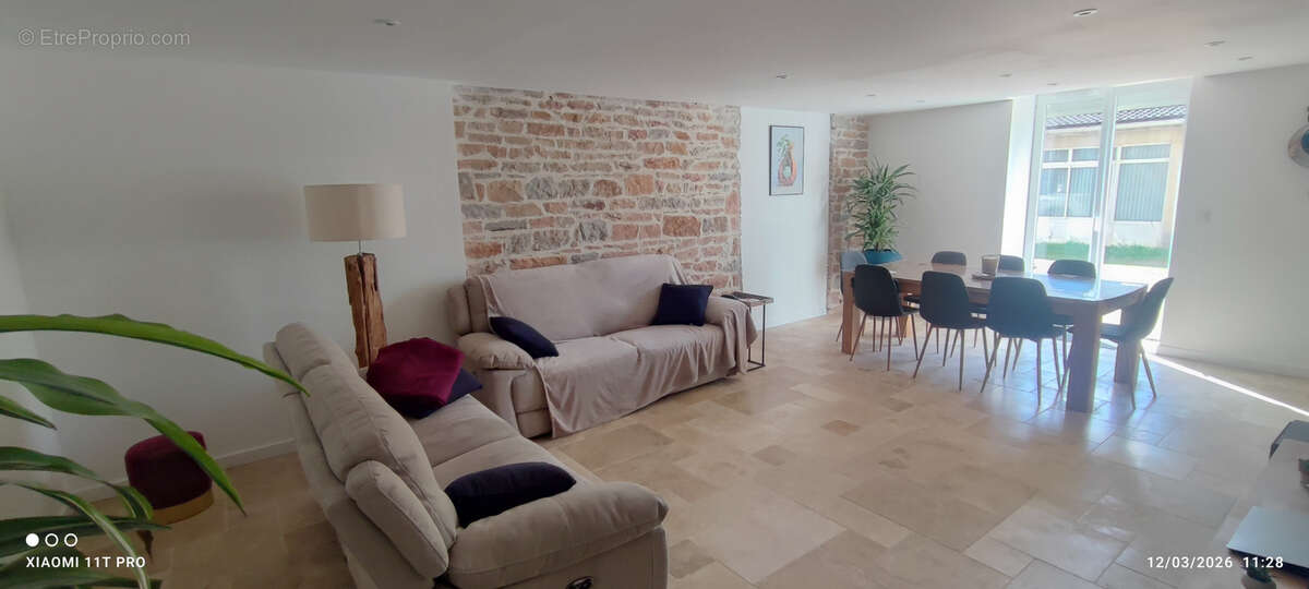 Appartement à CHARNAY-LES-MACON
