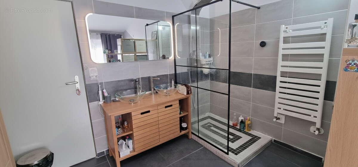 Maison à COMBAILLAUX