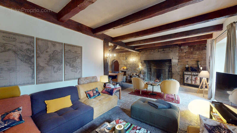 Maison à LOGONNA-DAOULAS