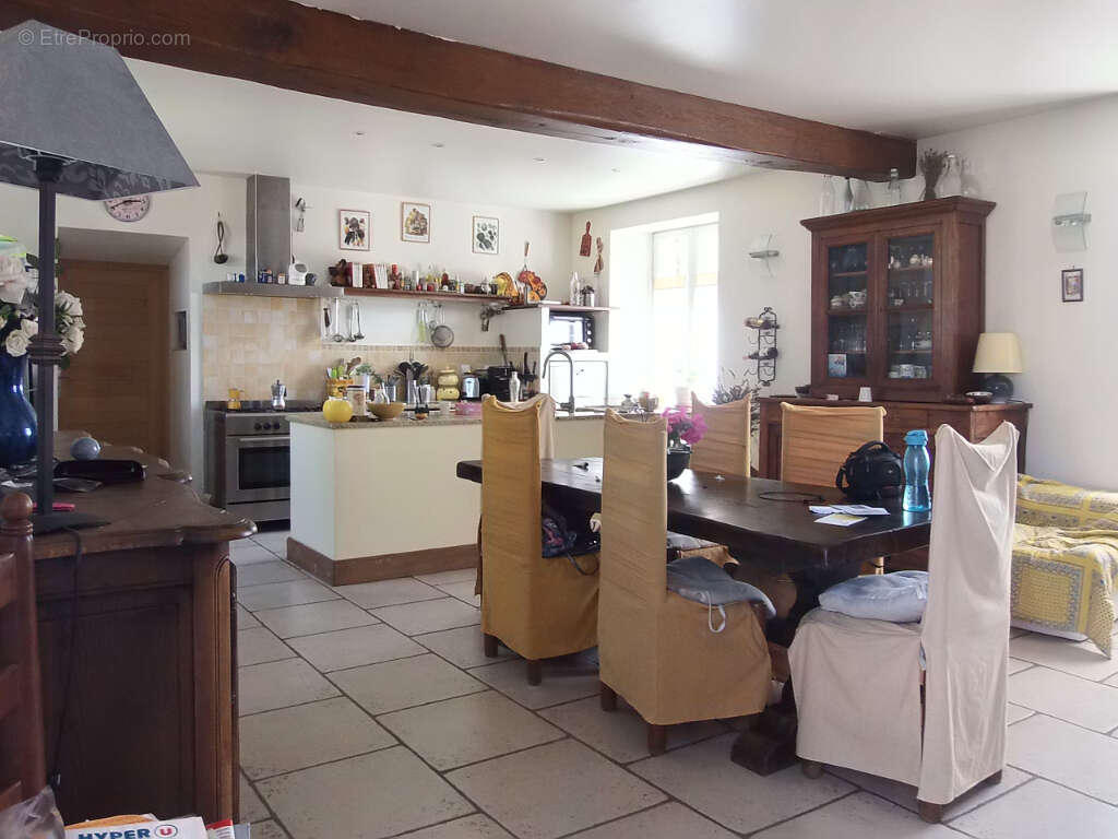 Maison à EPERNON