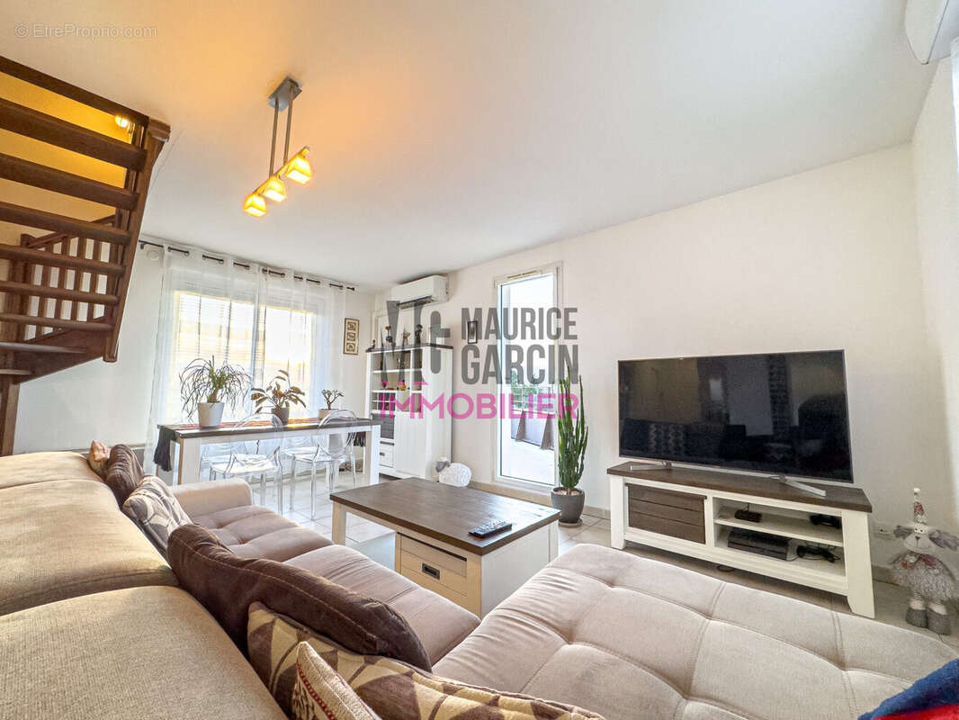 Appartement à L'ISLE-SUR-LA-SORGUE