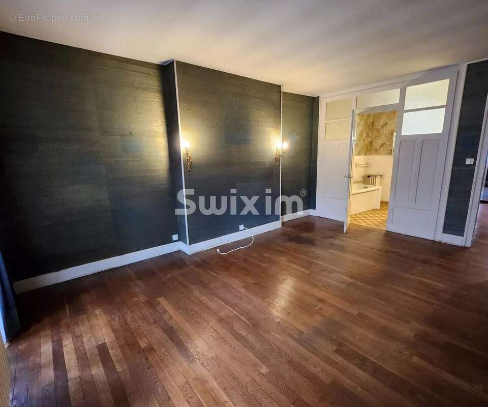 Appartement à POLIGNY