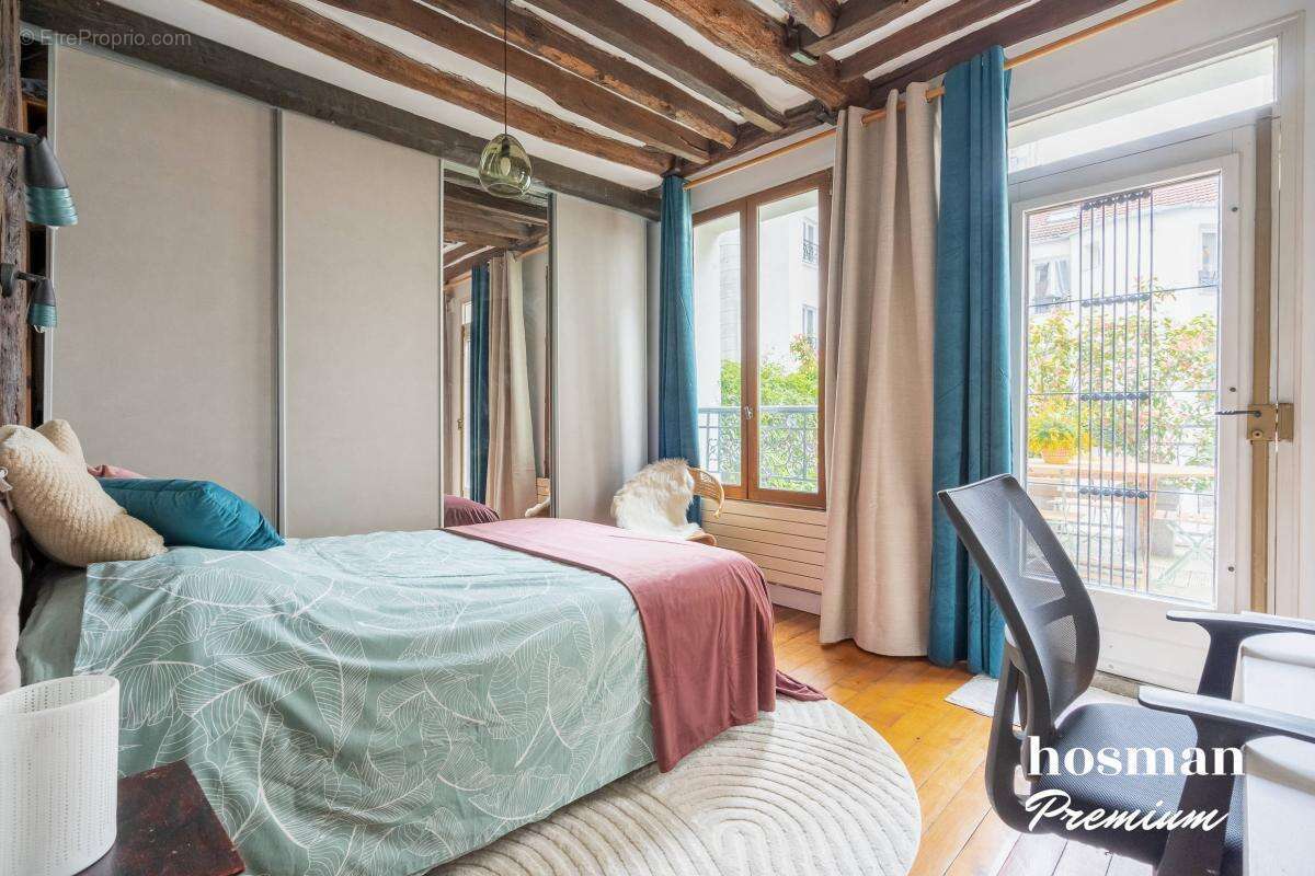 Appartement à PARIS-18E