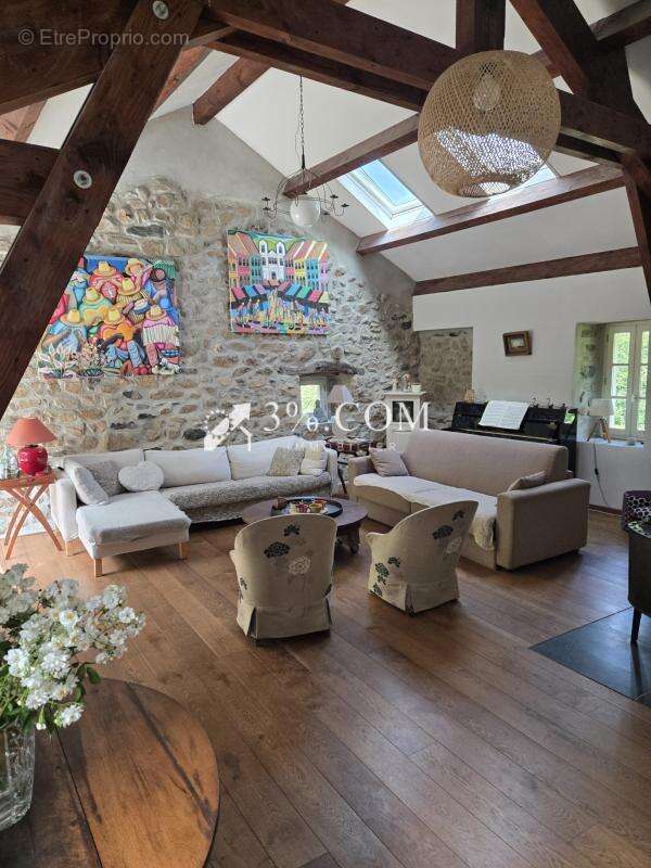 Maison à LACHAPELLE-SOUS-CHANEAC