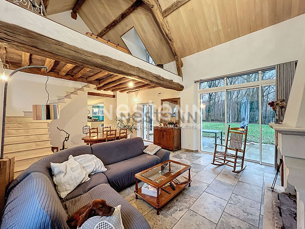 Maison à CHOUZY-SUR-CISSE