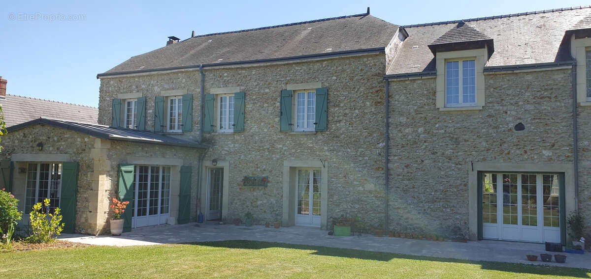 Maison à CRUGNY