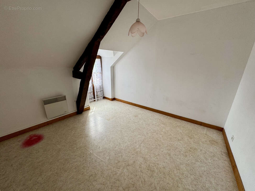 Maison à JANZE