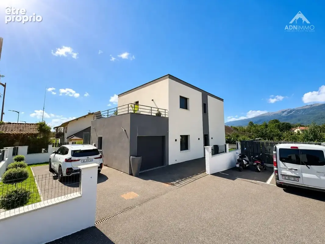 Maison 5 Pièces 133 m2 - photo 2