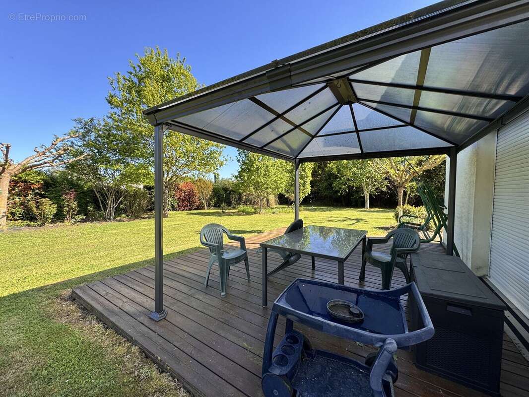 Photo 2 - Maison à LE PUY