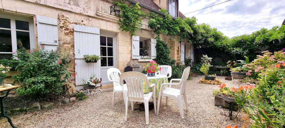Ensemble immobilier - photo 11